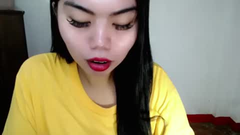 Snapshot of asuna_charming chatting on 10.21.25 asuna_charming online show from 10.21.25