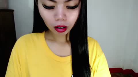 Snapshot of asuna_charming chatting on 10.26.25 asuna_charming online show from 10.26.25