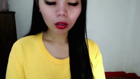 Snapshot of asuna_charming chatting on 11.04.25 asuna_charming online show from 11.04.25