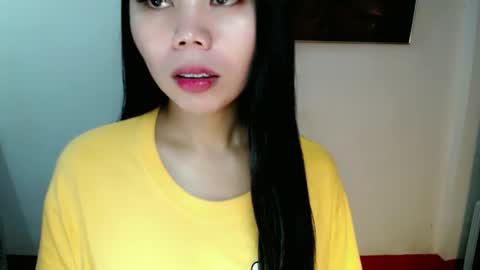 Snapshot of asuna_charming chatting on 12.02.25 asuna_charming online show from 12.02.25