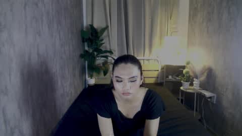 Snapshot of atashakendall chatting on 12.14.25 atashakendall online show from 12.14.25