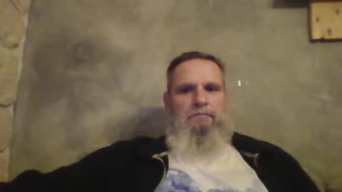 Snapshot of atatanka chatting on 10.12.25 atatanka online show from 10.12.25