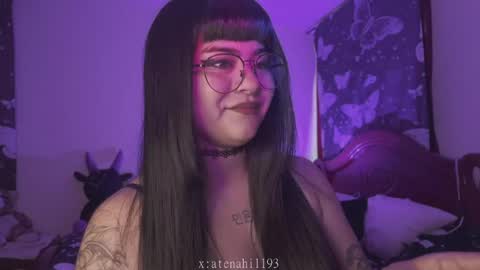 Snapshot of atena_hill93 chatting on 05.08.26 Atena online show from 05.08.26