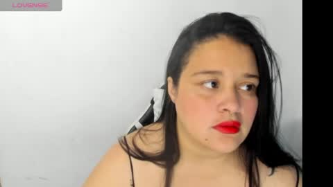 Snapshot of atenea_19_ chatting on 05.22.26 atenea_19_ online show from 05.22.26
