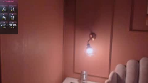 Snapshot of atenea_cute21 chatting on 06.05.26 Athenea online show from 06.05.26