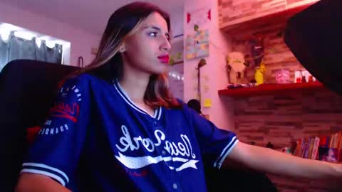 Atenea online show from 02.21.25