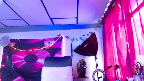 Atenea online show from 09.16.25