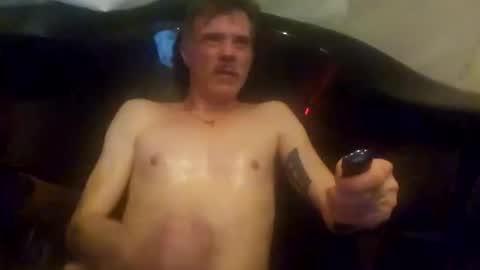 Snapshot of athandrew chatting on 11.07.25 jonnyandrew online show from 11.07.25