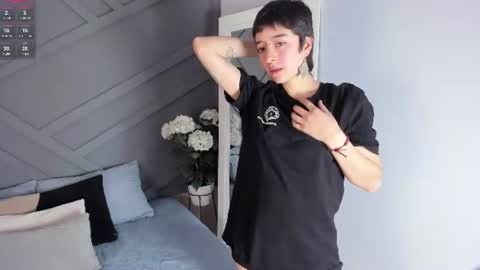 Snapshot of atheena__ chatting on 07.13.26 Athenea online show from 07.13.26