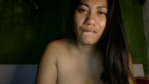 athena231993 online show from 11.24.25