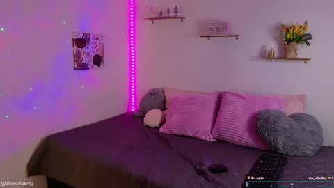 Snapshot of athena_makri05 chatting on 02.21.25 ATENEA MAKRI online show from 02.21.25