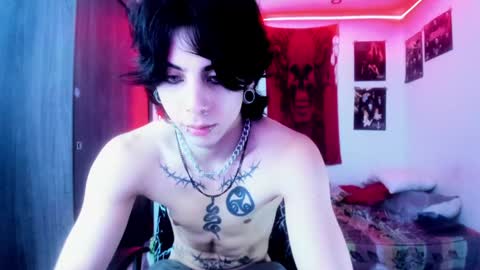 athenauwu online show from 12.21.24