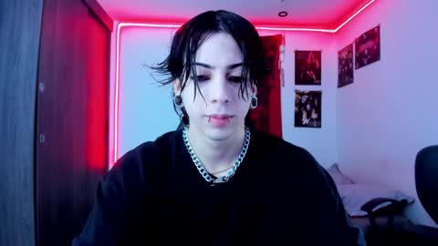 athenauwu online show from 01.05.25