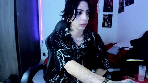 athenauwu online show from 02.23.25