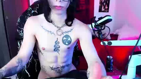 athenauwu online show from 09.26.25