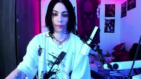 athenauwu online show from 10.05.25