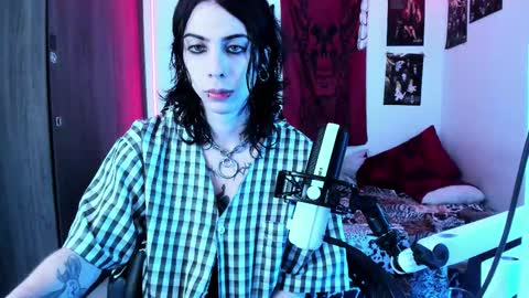 athenauwu online show from 10.12.25