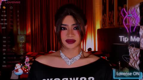 athisamoore online show from 12.22.25