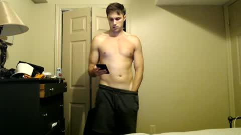 Snapshot of athleteguy55555 chatting on 01.08.25 tommycb55555 online show from 01.08.25