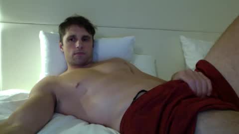 Snapshot of athleteguy55555 chatting on 02.01.25 tommycb55555 online show from 02.01.25