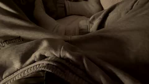 Undress a hung twink  online show from 02.08.25