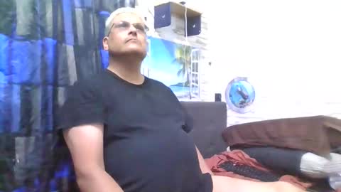 Snapshot of atr2424293280 chatting on 04.19.26 A online show from 04.19.26