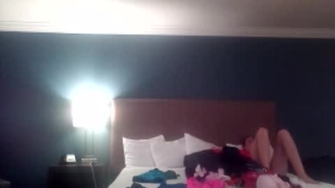 atreatforyou_86 online show from 12.21.25