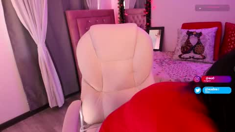 Snapshot of audredlovely chatting on 12.04.25 Andrea online show from 12.04.25