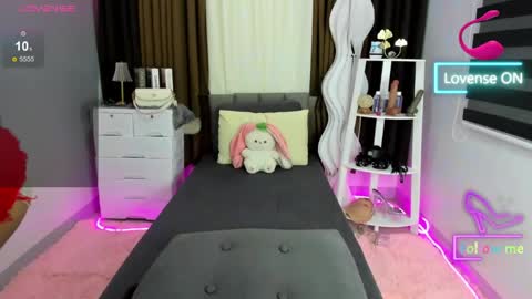 Your goddess AUDREY  FOLLOW ME online show from 03.29.26