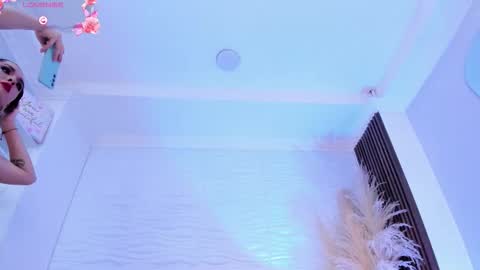 Audrey Hayworth online show from 12.14.25