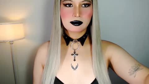 Audrey online show from 03.25.26