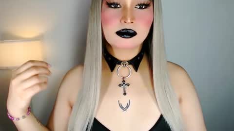 Snapshot of audreyholloway chatting on 06.12.26 Audrey online show from 06.12.26
