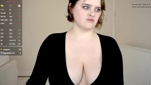 Audrey Jacq online show from 09.19.25