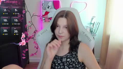 Snapshot of audreyykim chatting on 06.22.26 Audrey online show from 06.22.26