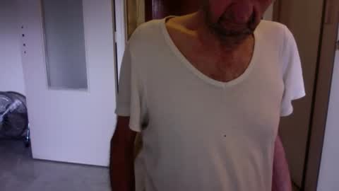 Snapshot of auguste688483 chatting on 02.03.26 auguste688483 online show from 02.03.26