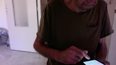 Snapshot of auguste688483 chatting on 05.20.26 auguste688483 online show from 05.20.26