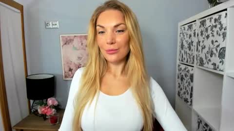 AulloraSensual online show from 12.22.24