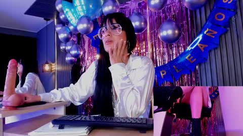 Aura online show from 03.08.25