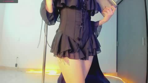 Snapshot of aurabonett chatting on 05.19.26 aura online show from 05.19.26