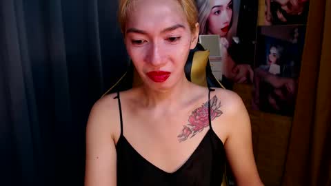 Snapshot of aurakharisma_xx chatting on 01.23.25 Miss awra online show from 01.23.25