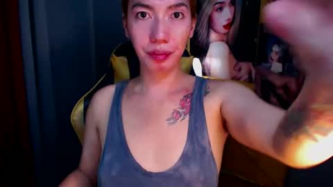 Miss awra online show from 11.23.25