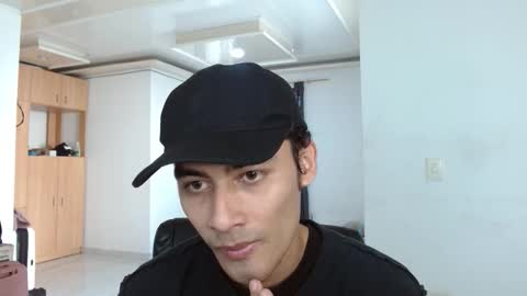 Aureliano online show from 11.30.25