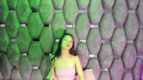 aurora online show from 12.15.25