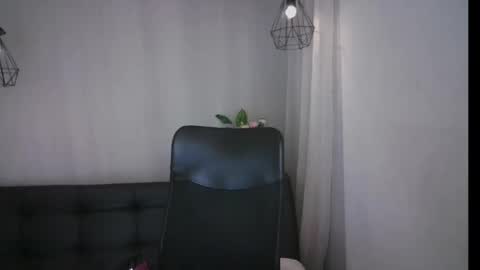 Snapshot of aurora_ath chatting on 01.10.25 Aurora ath online show from 01.10.25