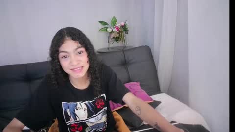 Snapshot of aurora_ath chatting on 01.11.25 Aurora ath online show from 01.11.25