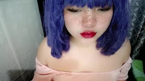 Snapshot of aurora_more chatting on 01.04.25 cute online show from 01.04.25