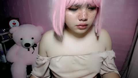 Snapshot of aurora_more chatting on 11.20.25 cute online show from 11.20.25