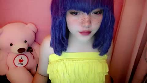 cute online show from 05.21.26