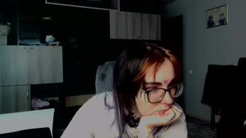 Milana online show from 09.10.25