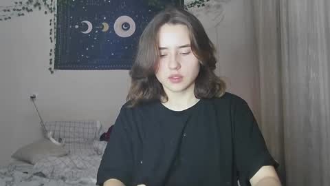 Snapshot of aurora_worker chatting on 01.03.25 Aurora online show from 01.03.25